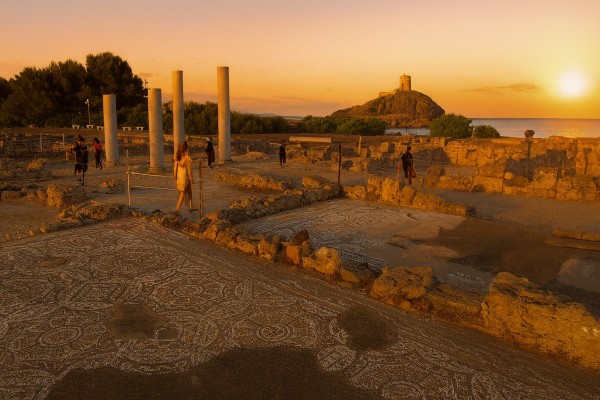 Pula e il sito archeologico di Nora: un viaggio tra storia e mare
